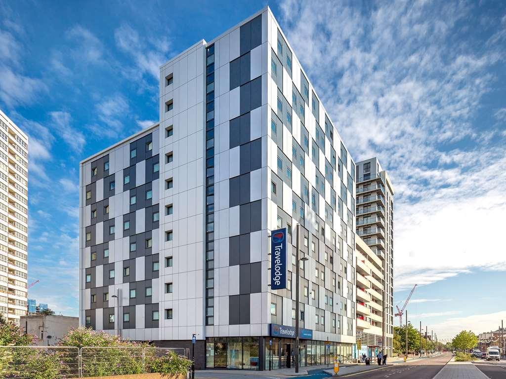 Travelodge London Stratford Hotel Exteriér fotografie