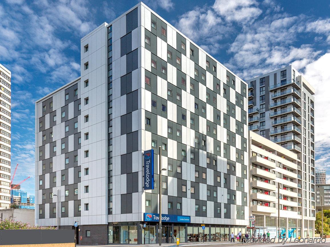 Travelodge London Stratford Hotel Exteriér fotografie