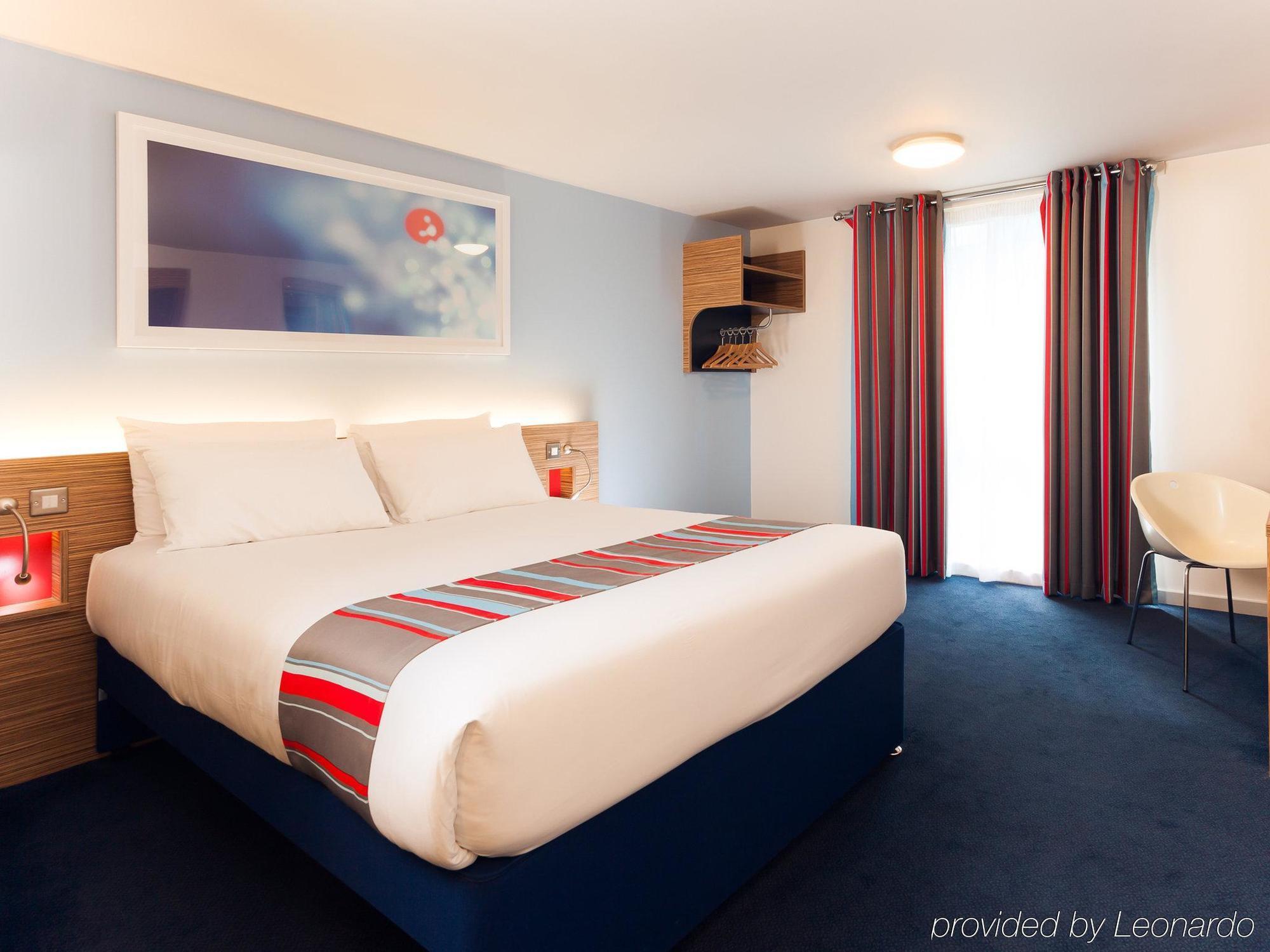 Travelodge London Stratford Hotel Exteriér fotografie