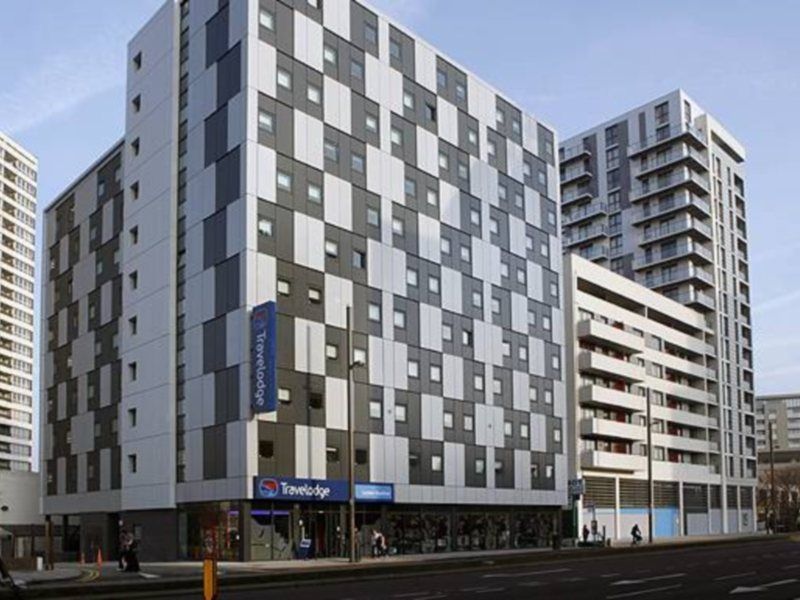 Travelodge London Stratford Hotel Exteriér fotografie
